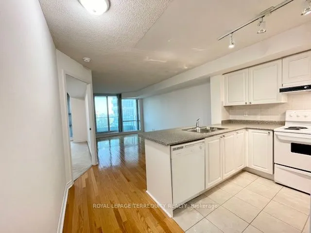 1 Elm Drive W, #1104