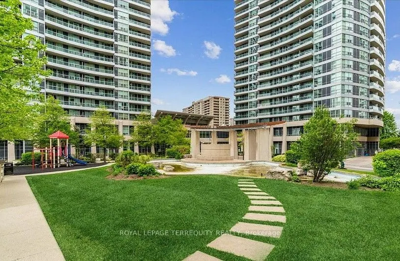 1 Elm Drive W, #1104