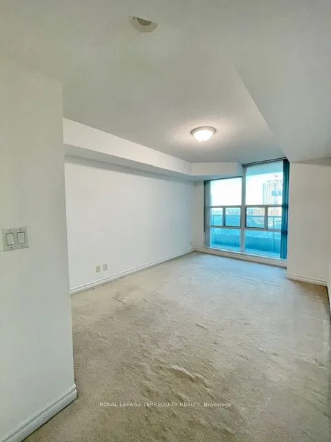 1 Elm Drive W, #1104