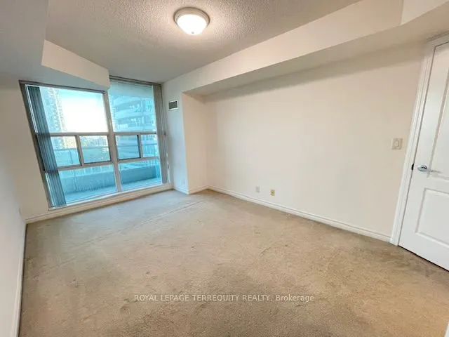 1 Elm Drive W, #1104