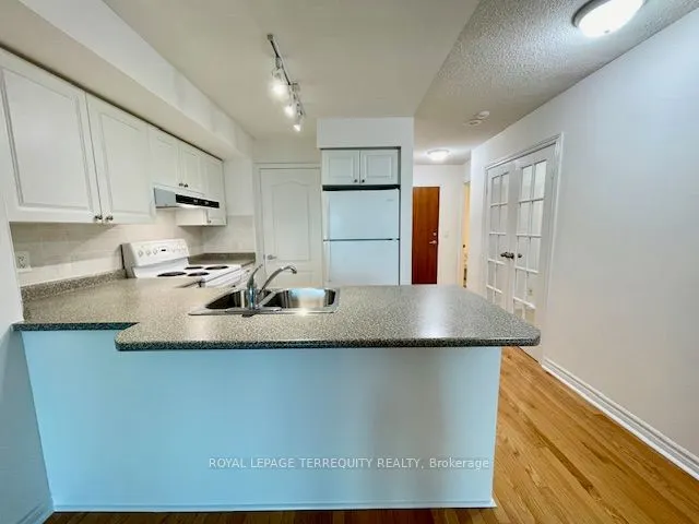1 Elm Drive W, #1104