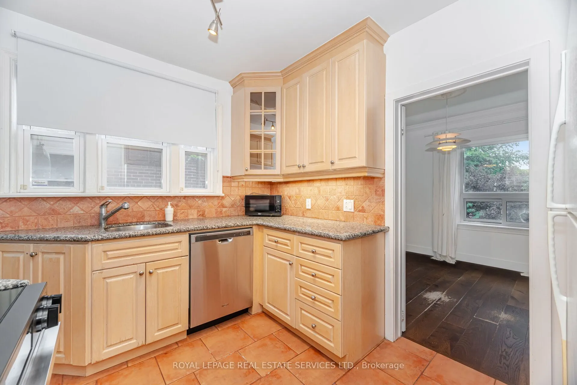 27 Lothian Avenue
