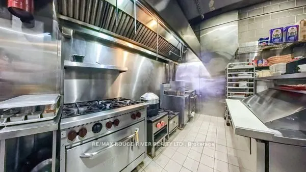 47 Queen Street W, #1
