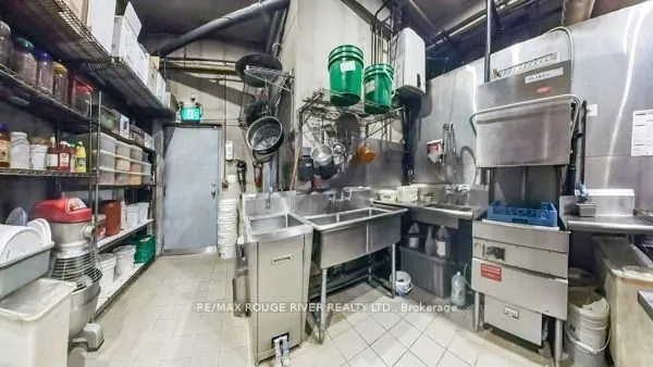 47 Queen Street W, #1