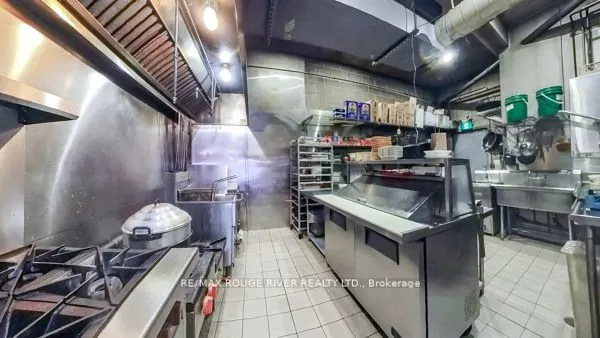 47 Queen Street W, #1