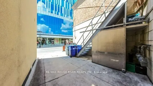 47 Queen Street W, #1