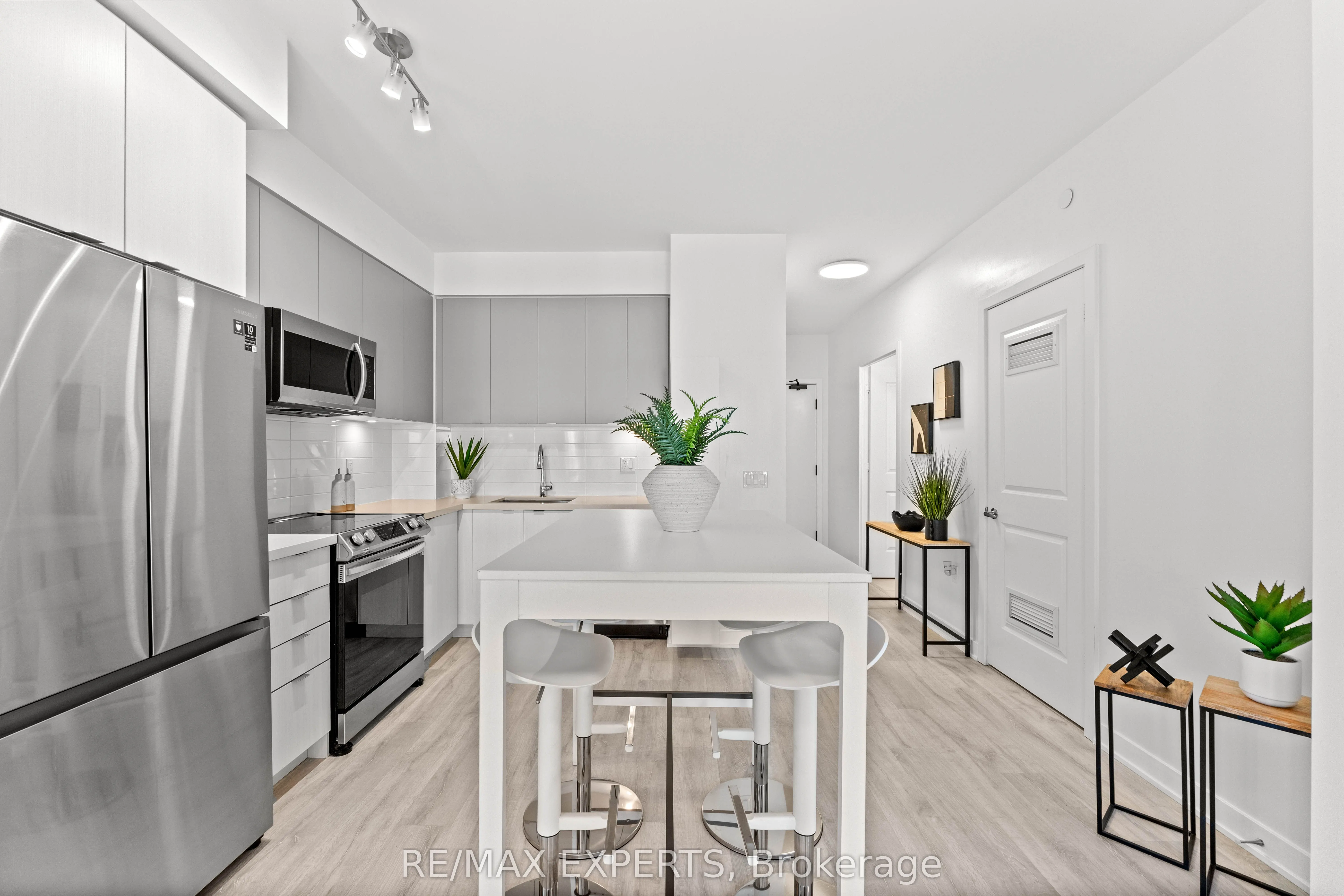 4675 Metcalfe Avenue, #1506