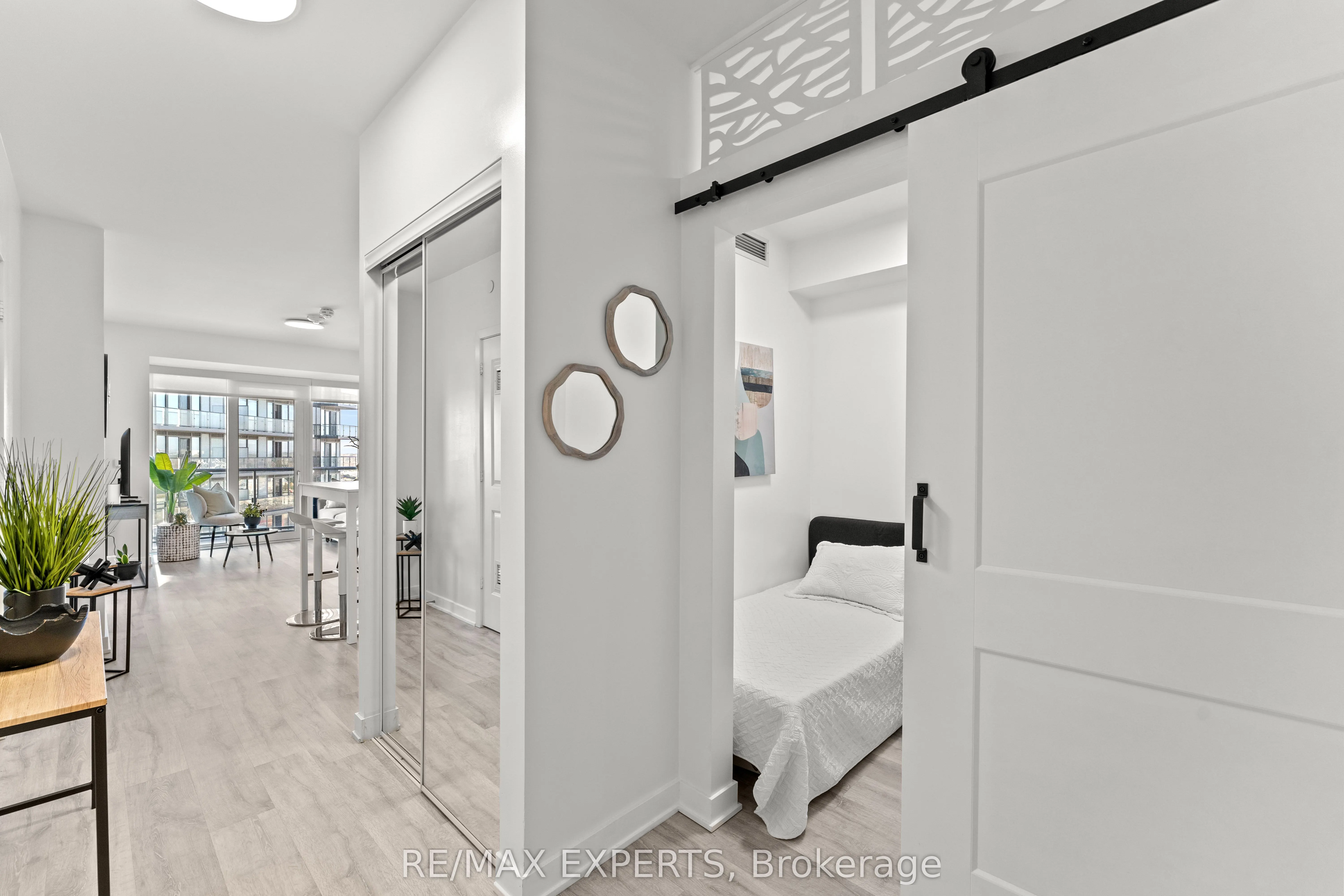4675 Metcalfe Avenue, #1506