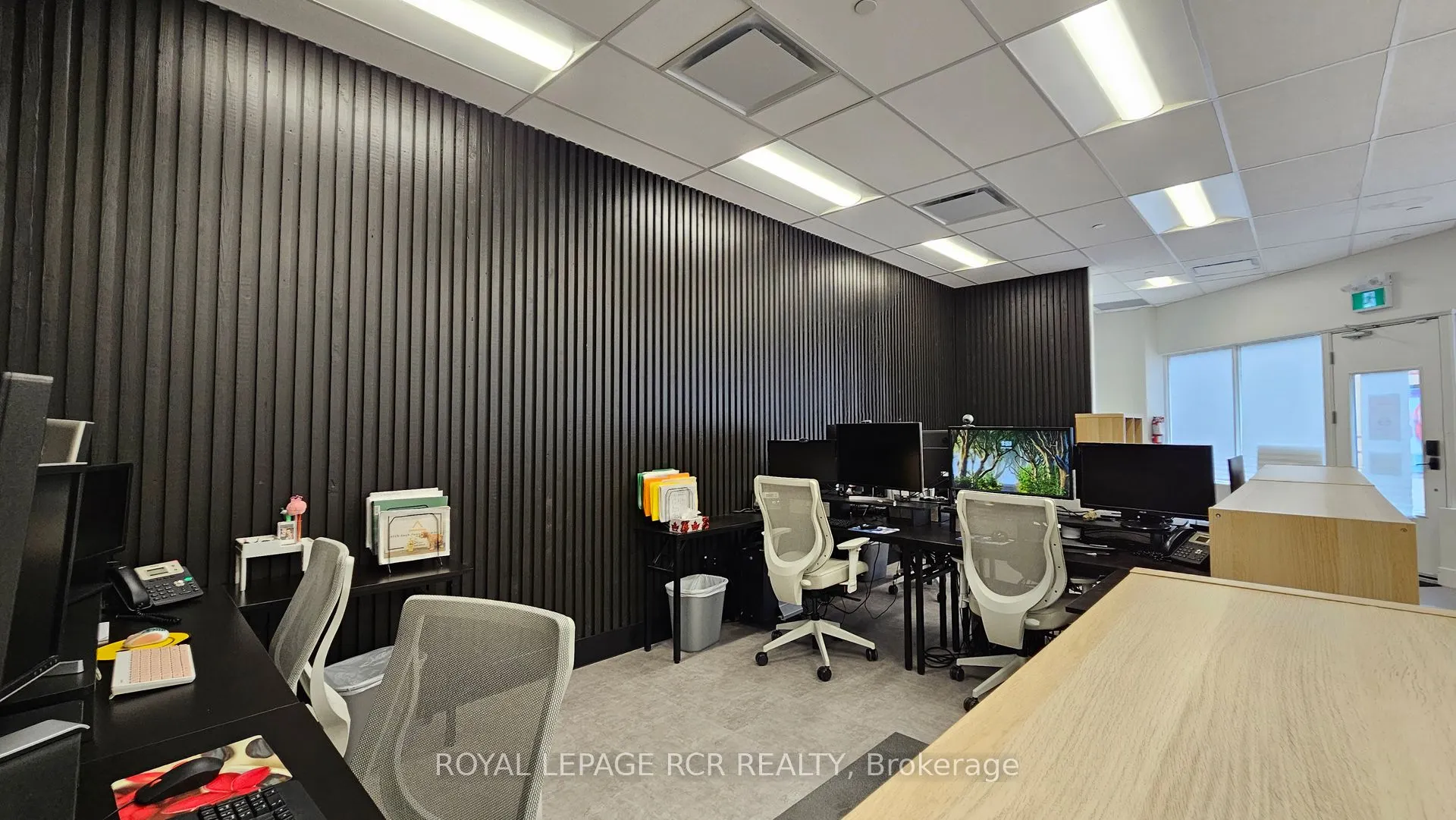 18 King Street E, #E3