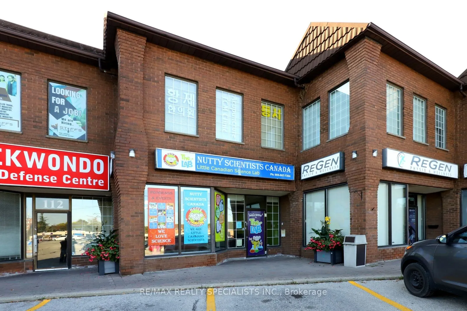 154 Queen Street S, #114