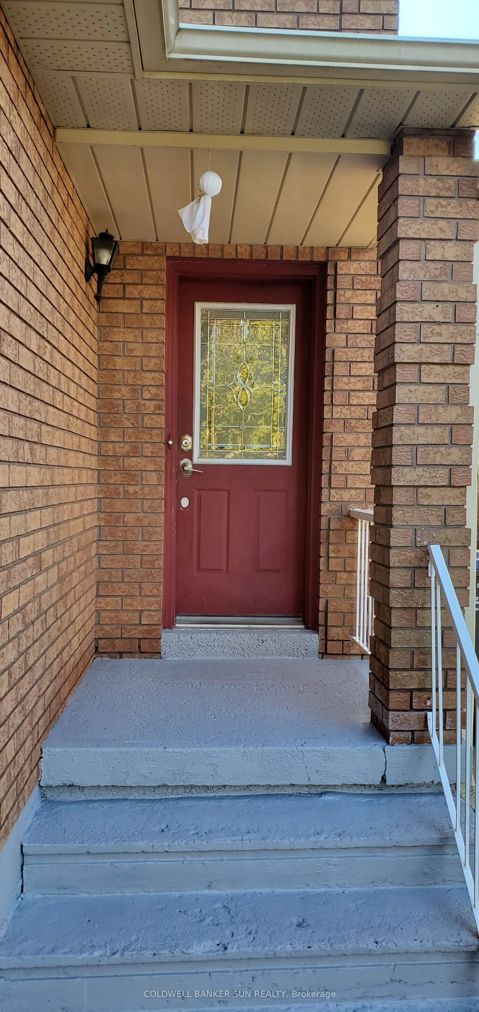 11 Toba Crescent