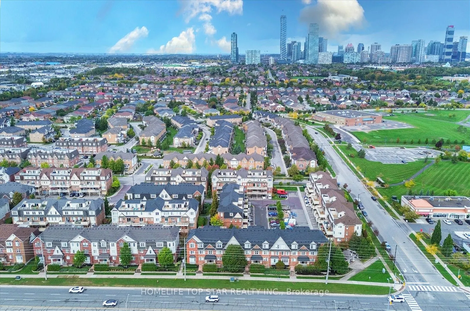 710 Neighbourhood Circle, #6