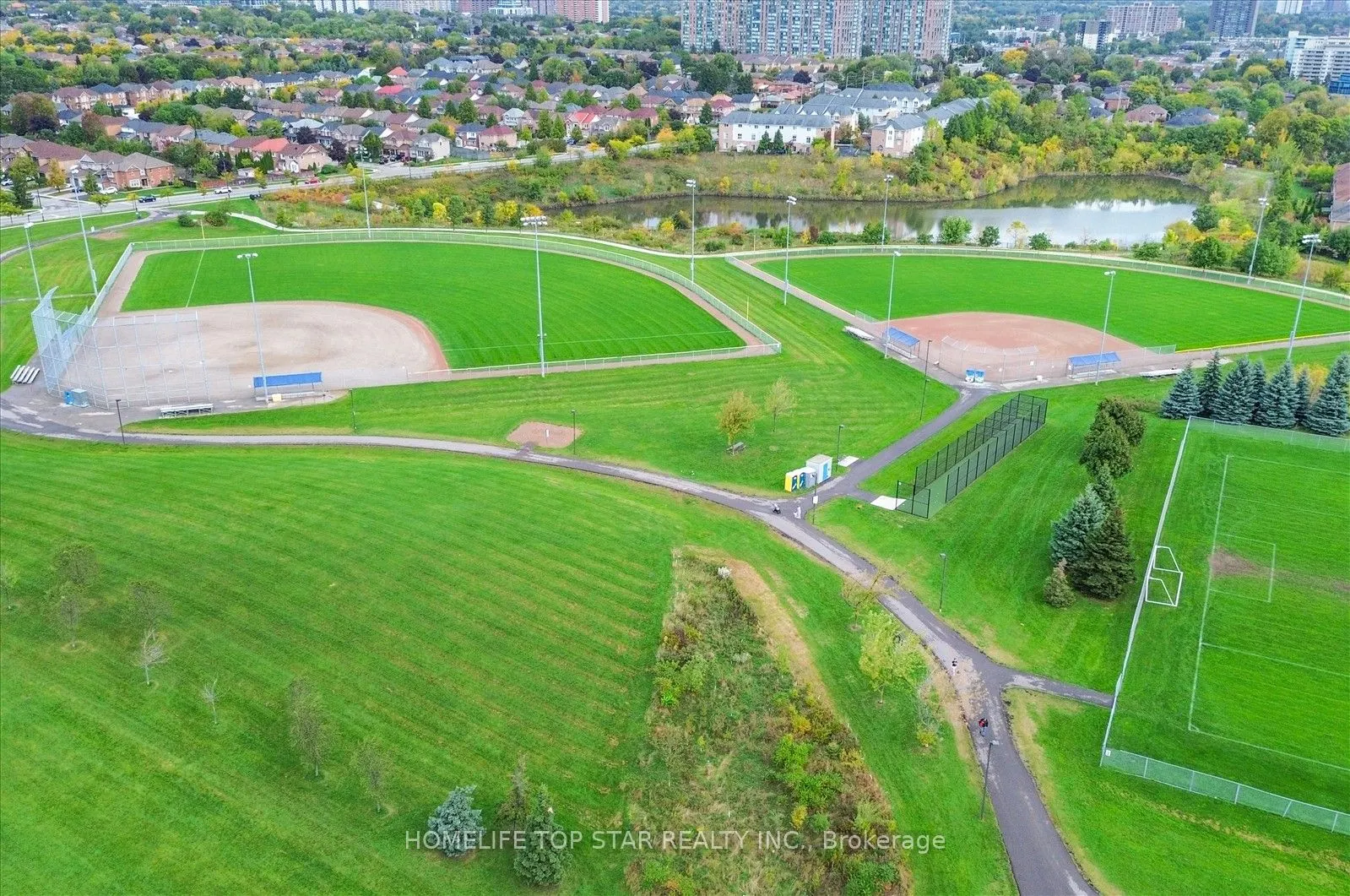 710 Neighbourhood Circle, #6
