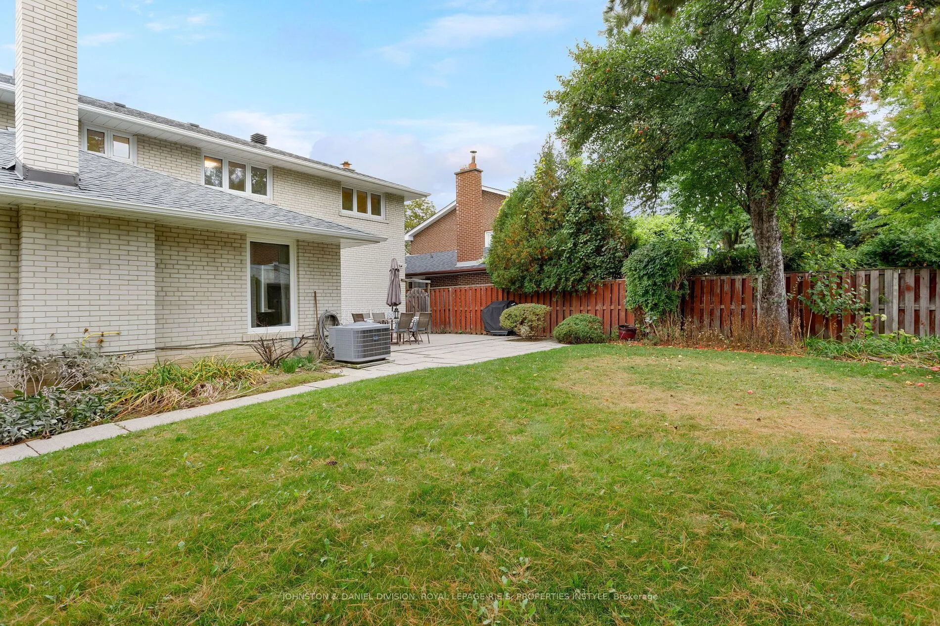 17 Longfield Road