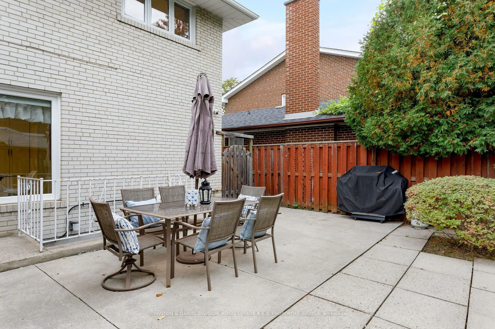 17 Longfield Road