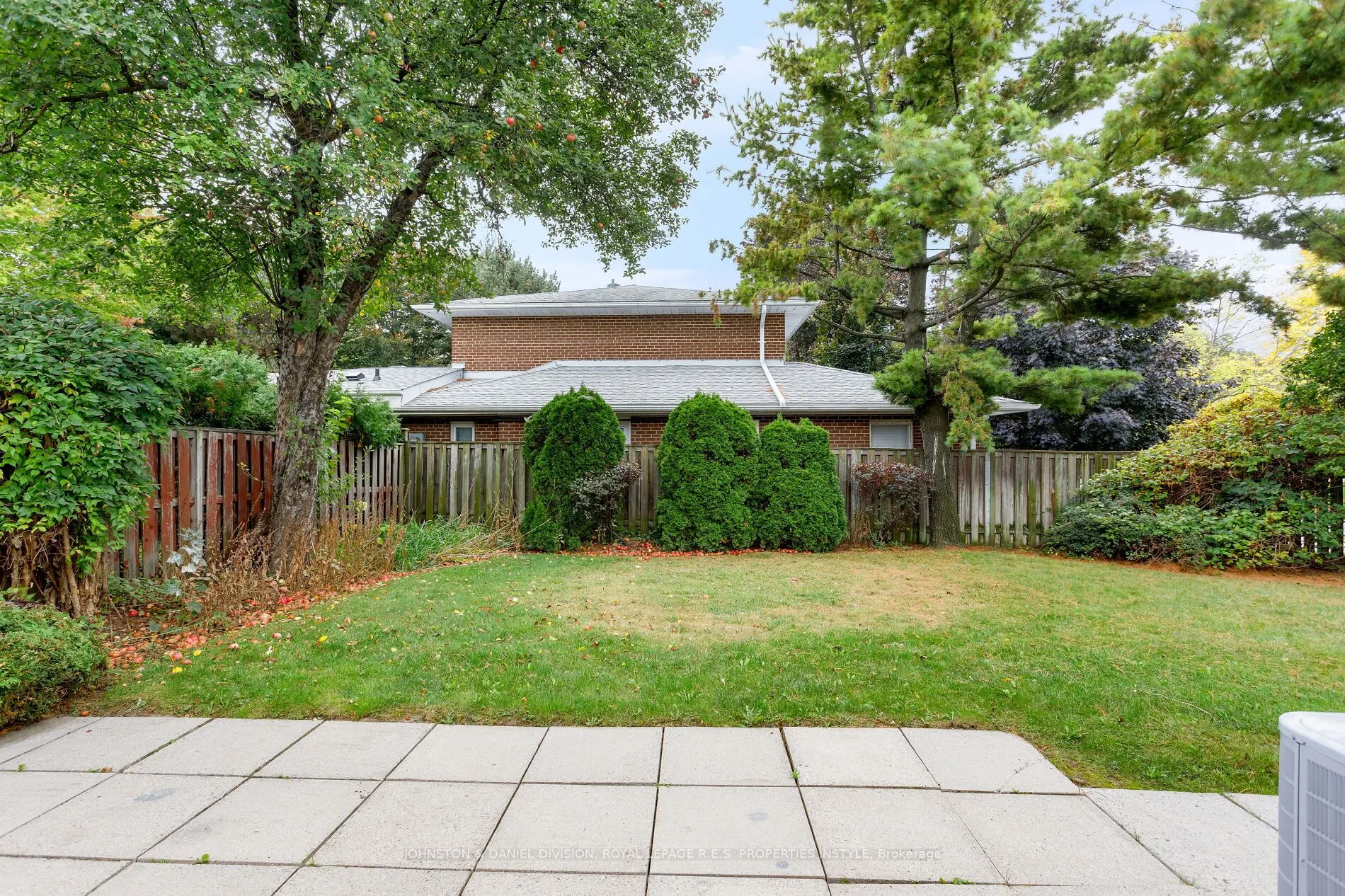 17 Longfield Road