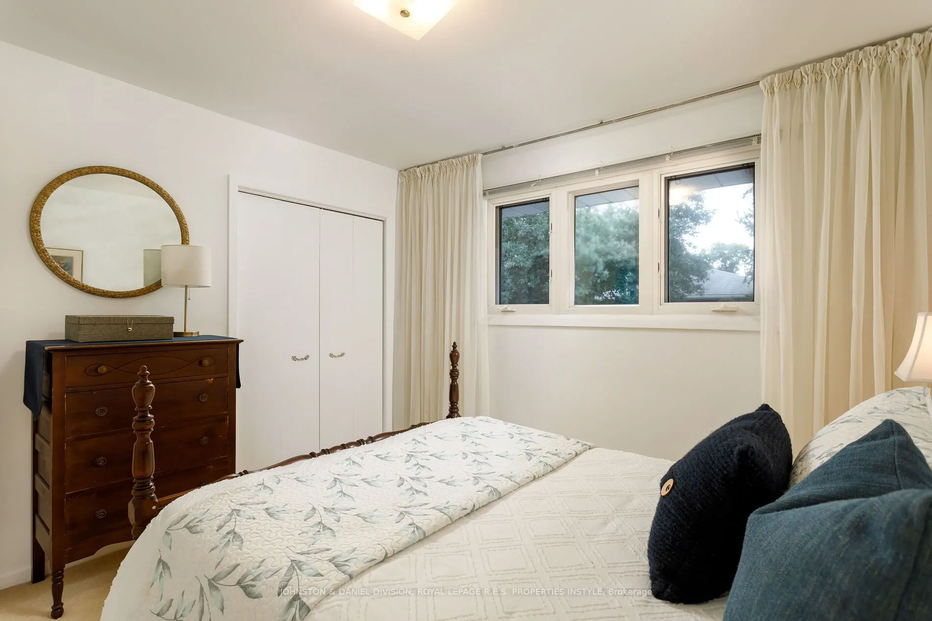 17 Longfield Road