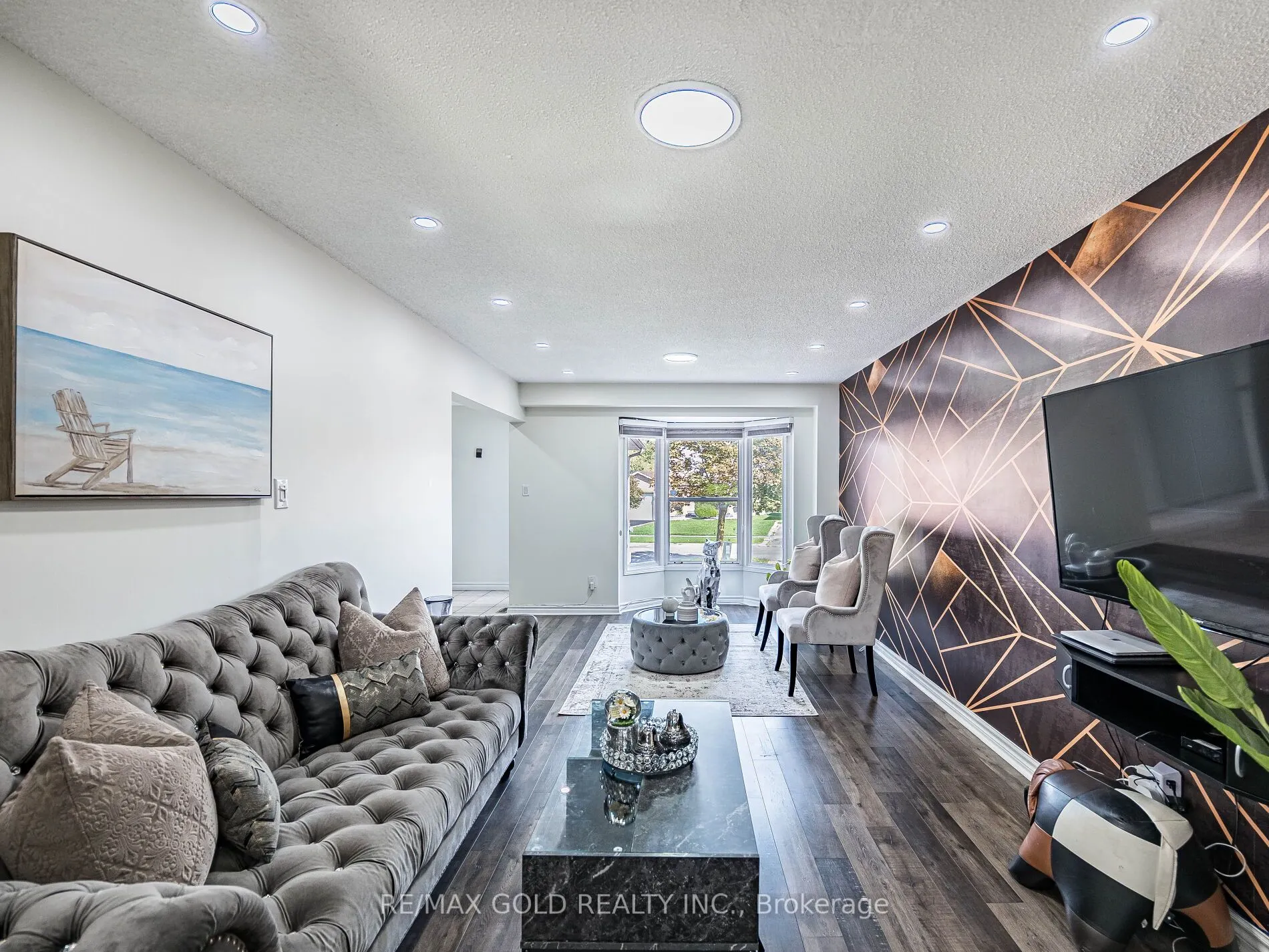 80 Timberlane Drive
