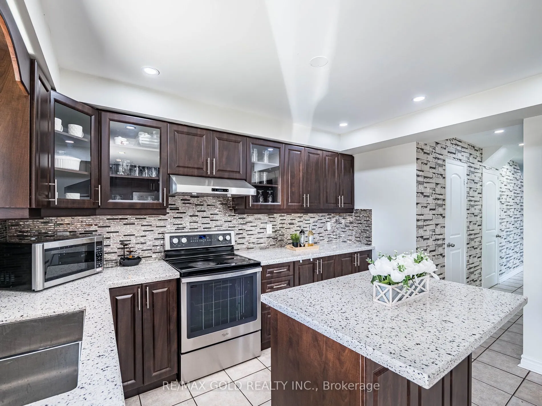 80 Timberlane Drive