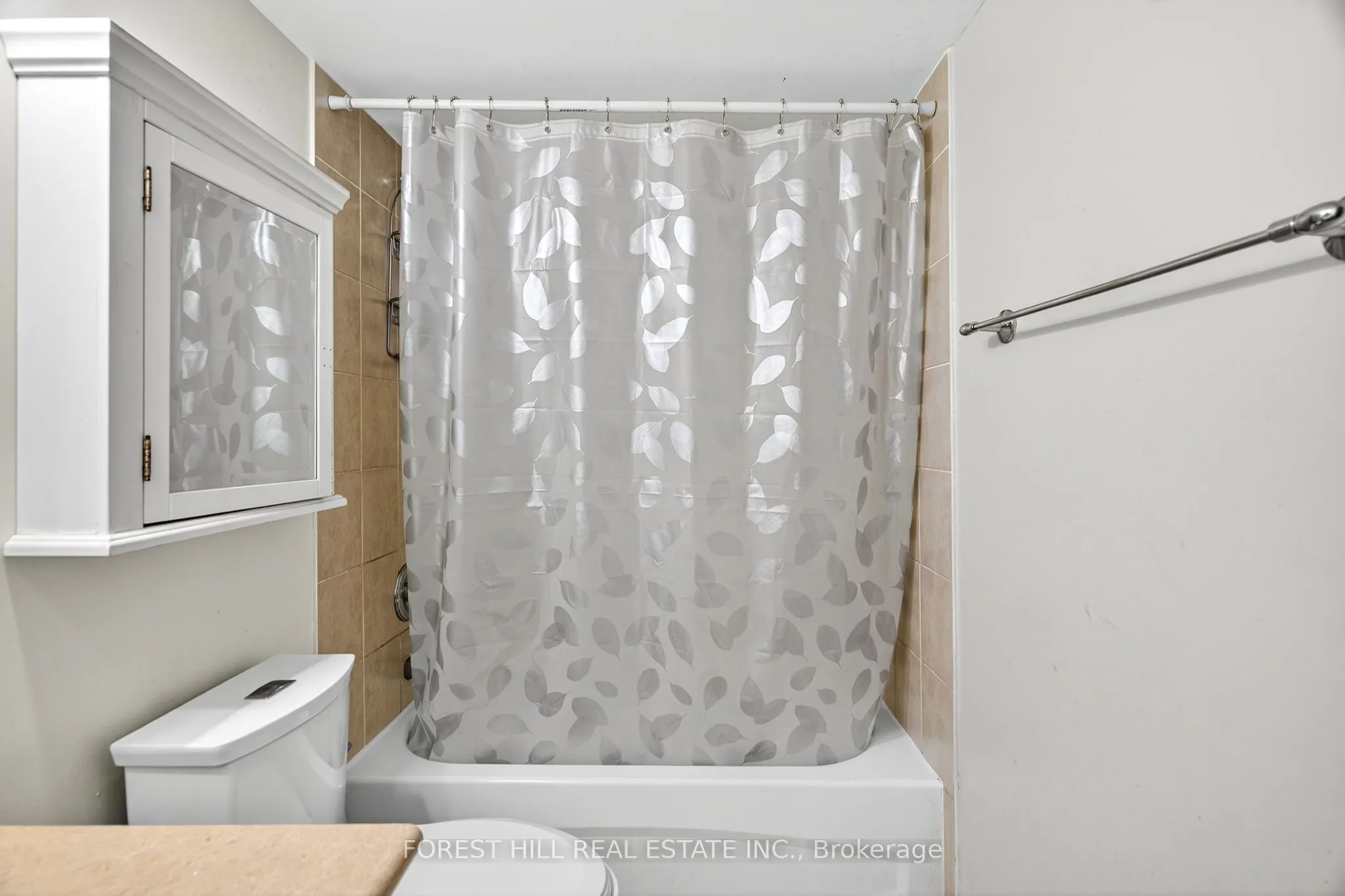 3035 Finch Ave Avenue W, #2022