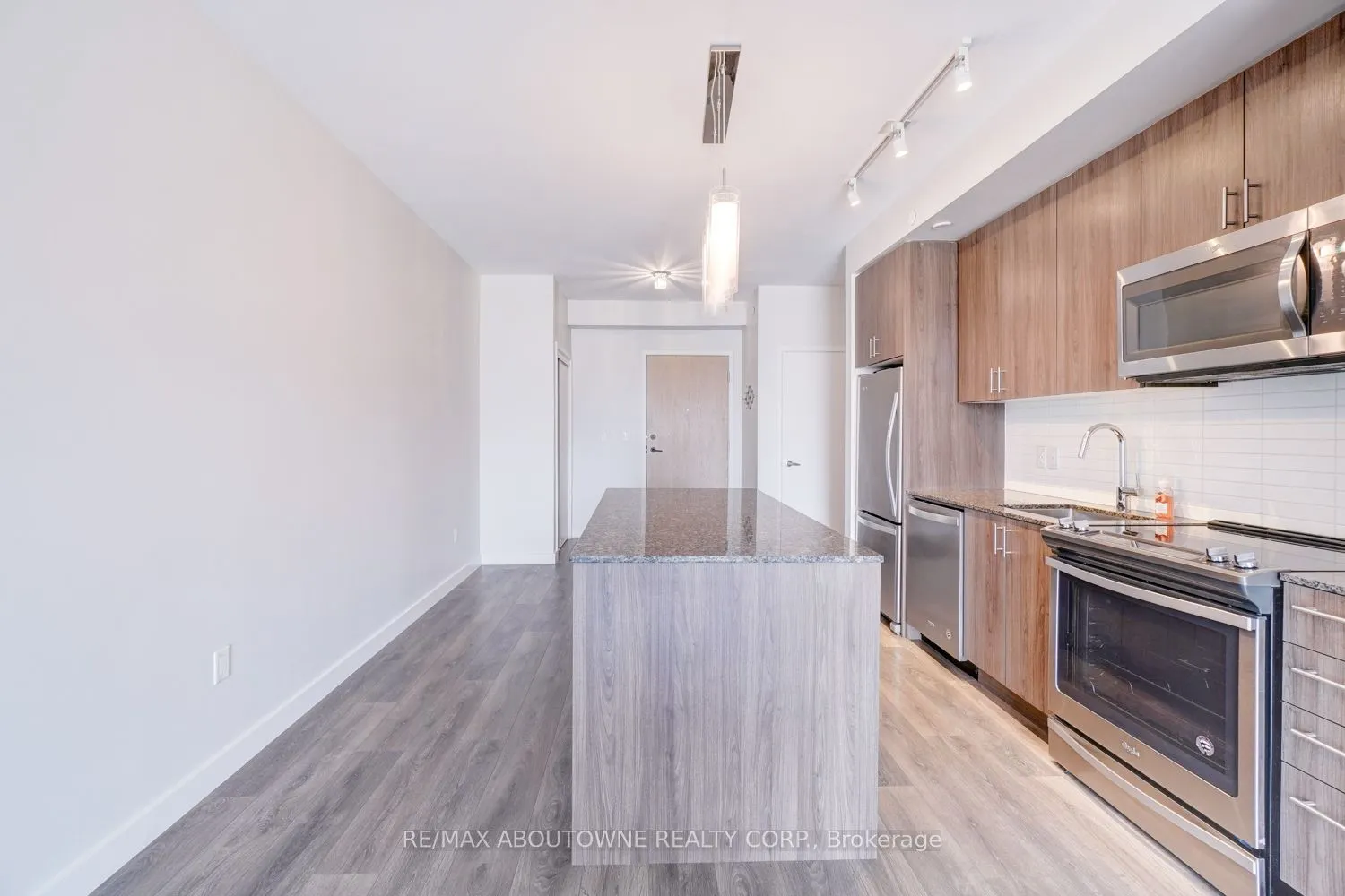 150 Sabina Drive, #302