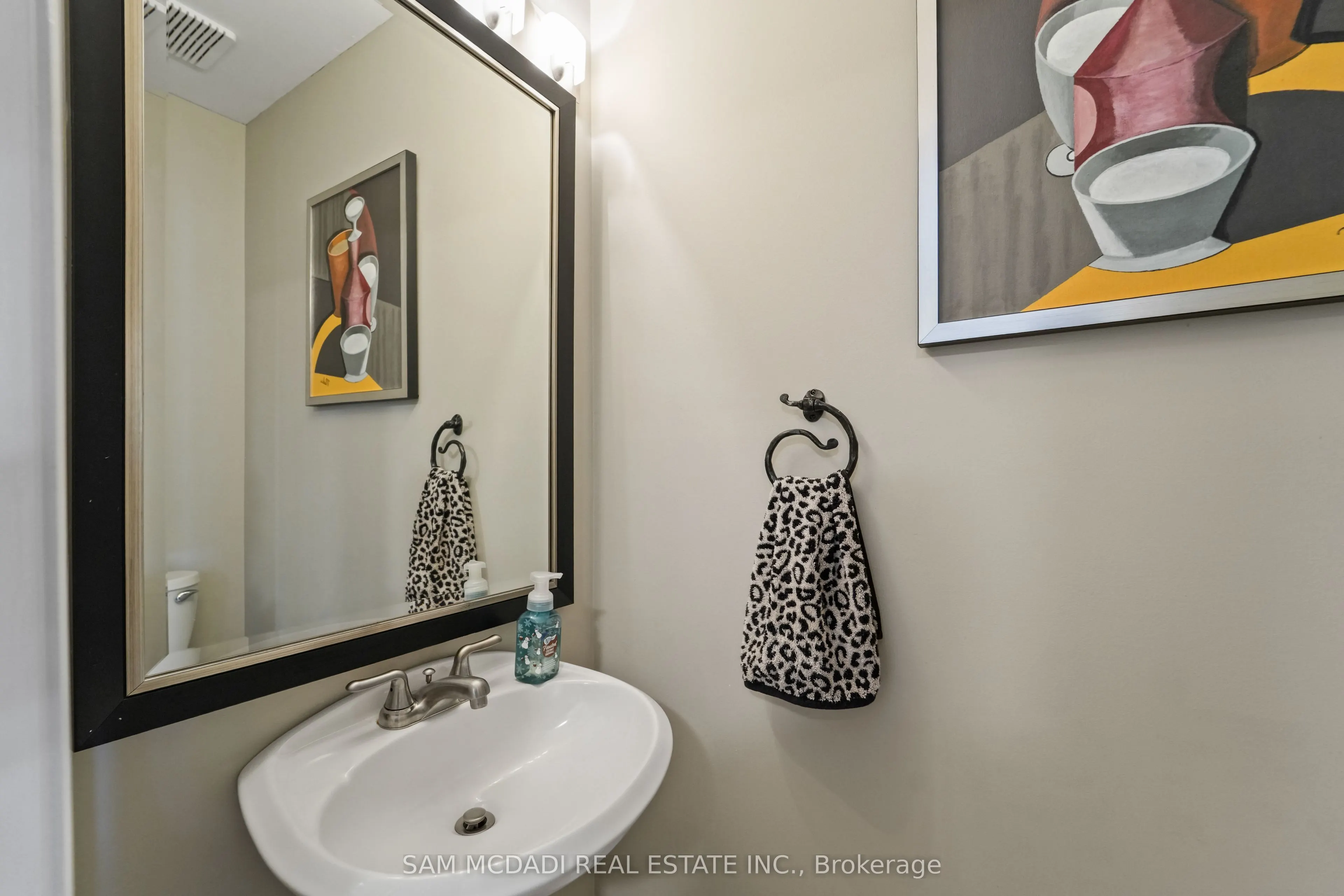 195 Grand Avenue, #1