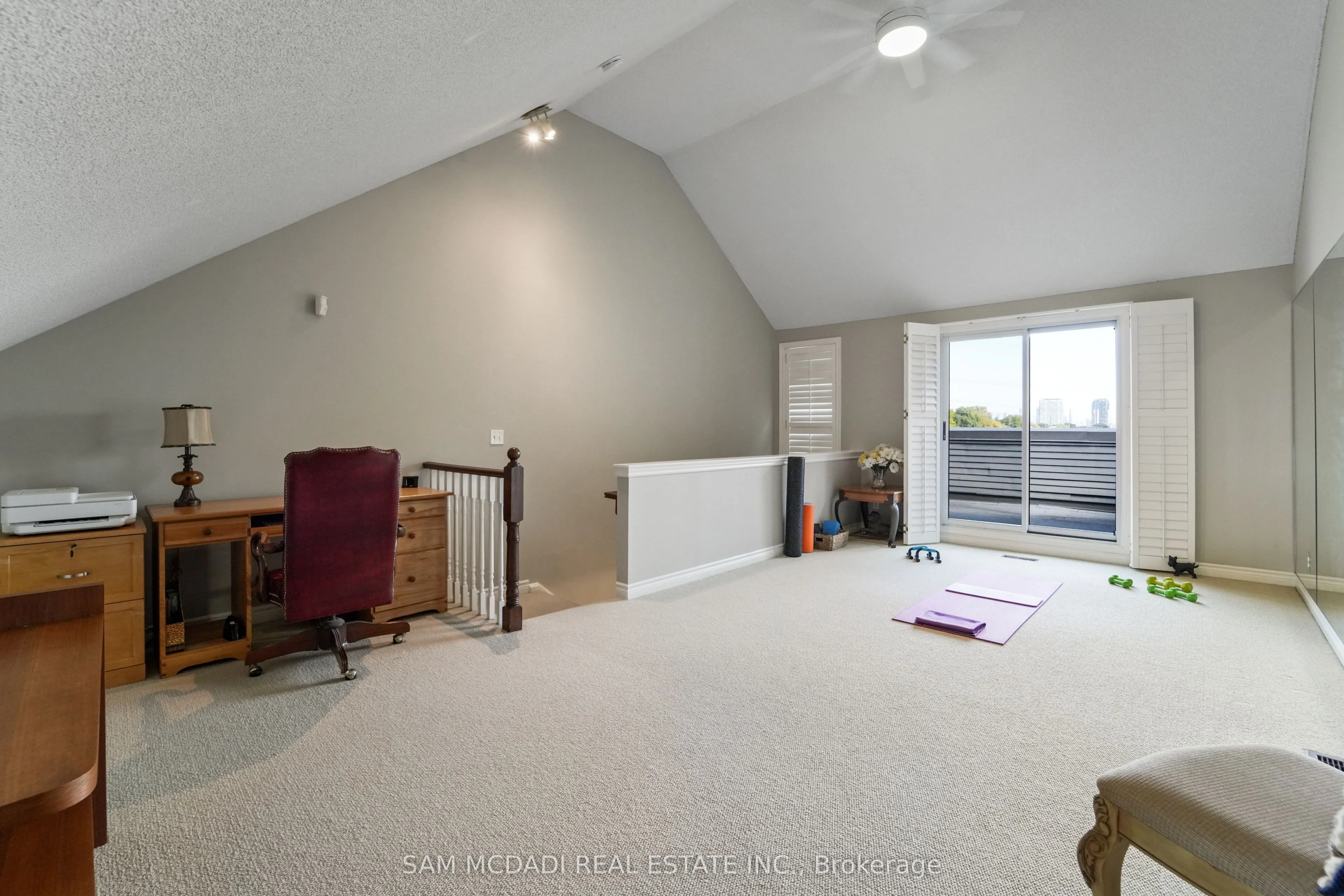 195 Grand Avenue, #1