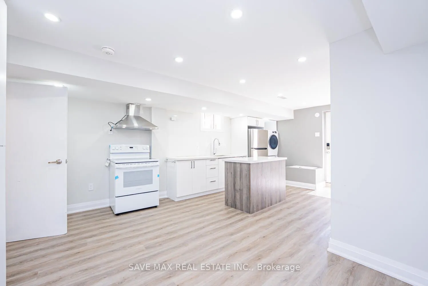1554 Clitherow Street, #Bsmt