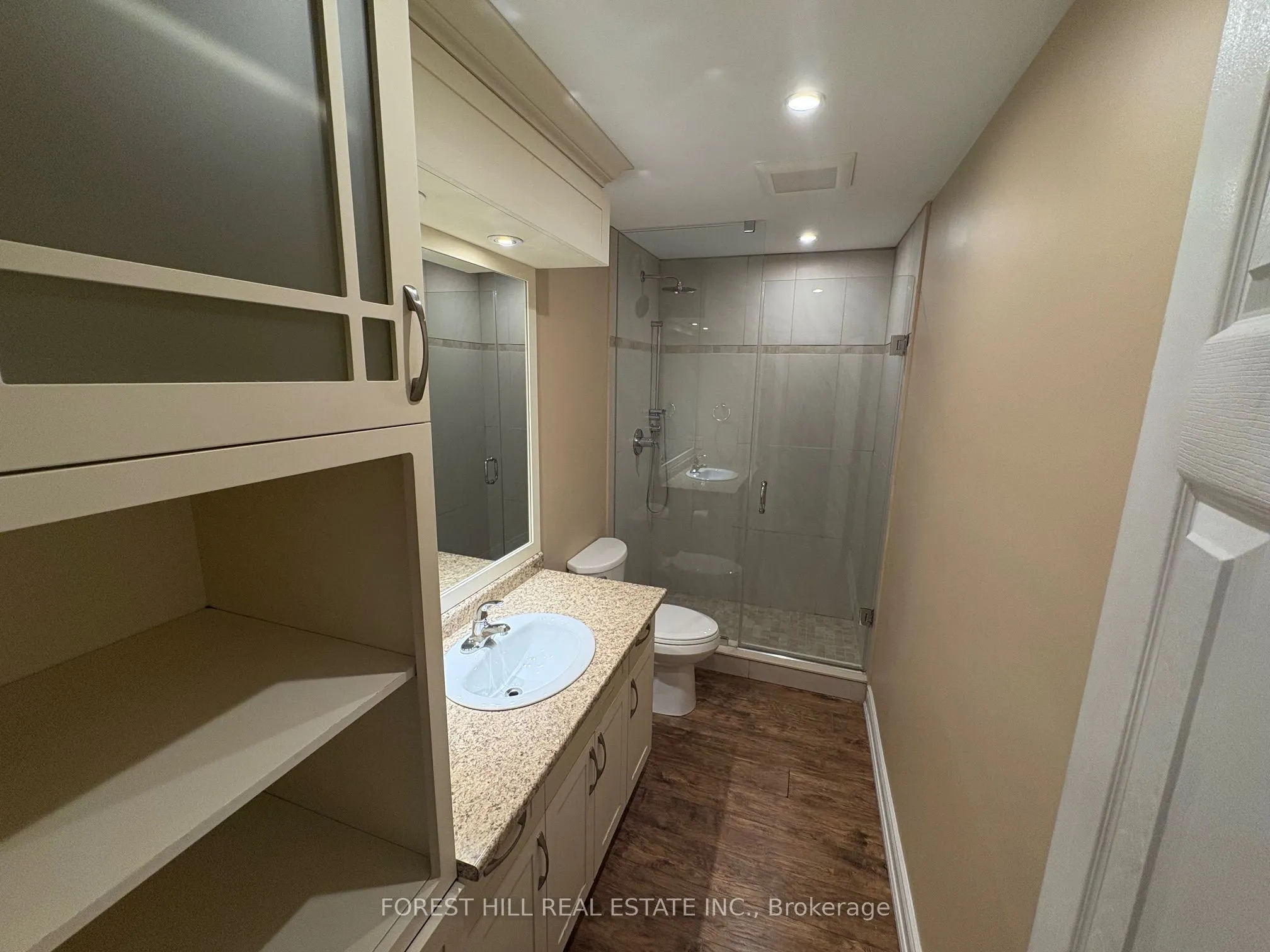 12 Mill Street, #[Upper]
