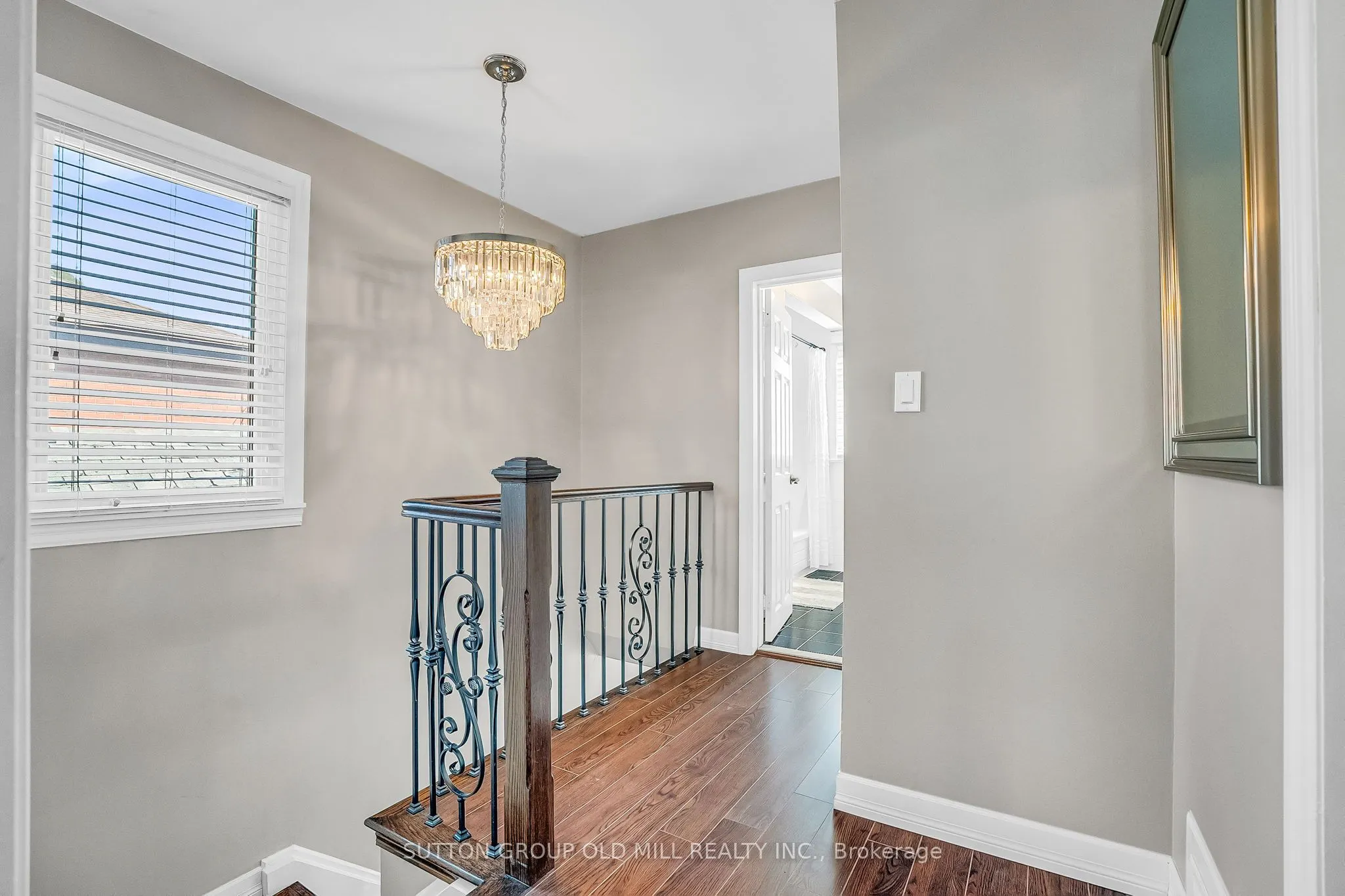 71 Warren Crescent
