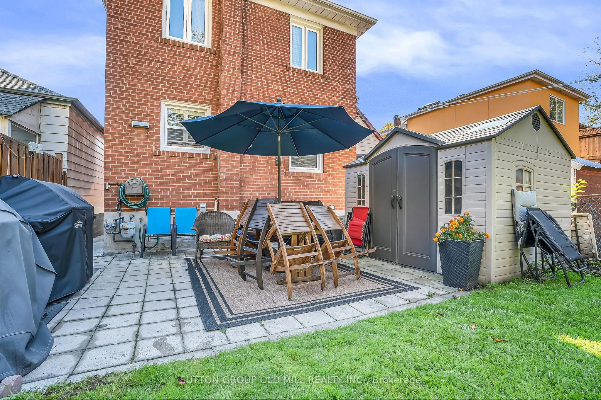 71 Warren Crescent