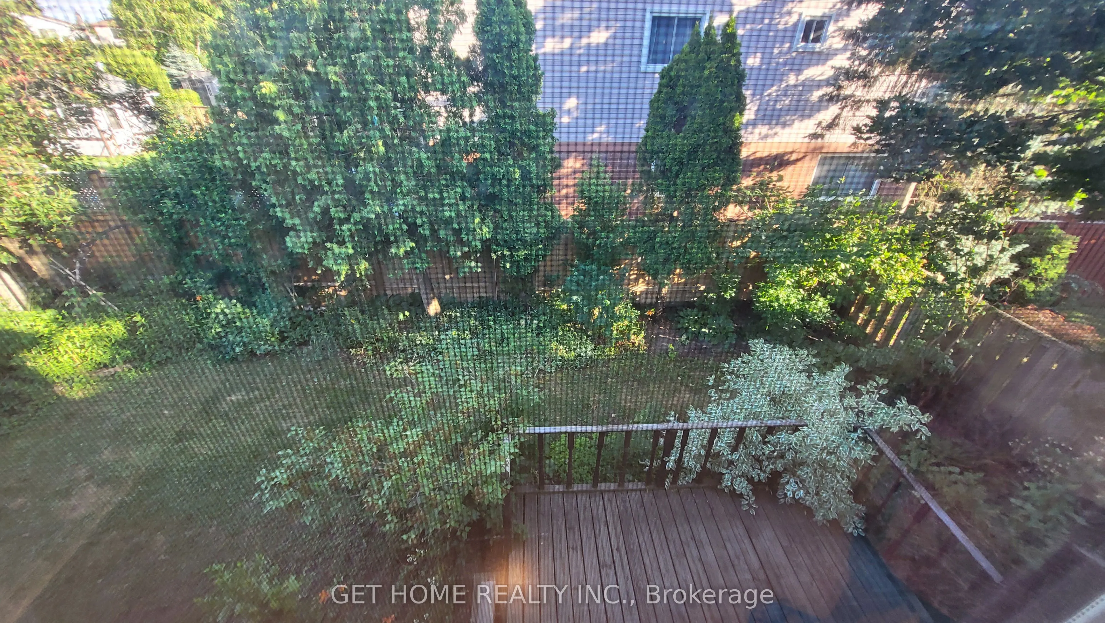 32 Torrance Woods