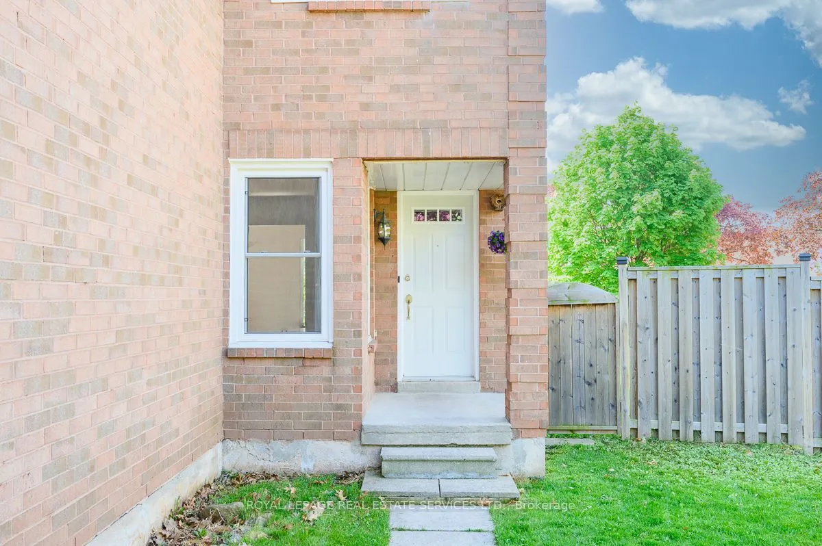 2030 Glenada Crescent