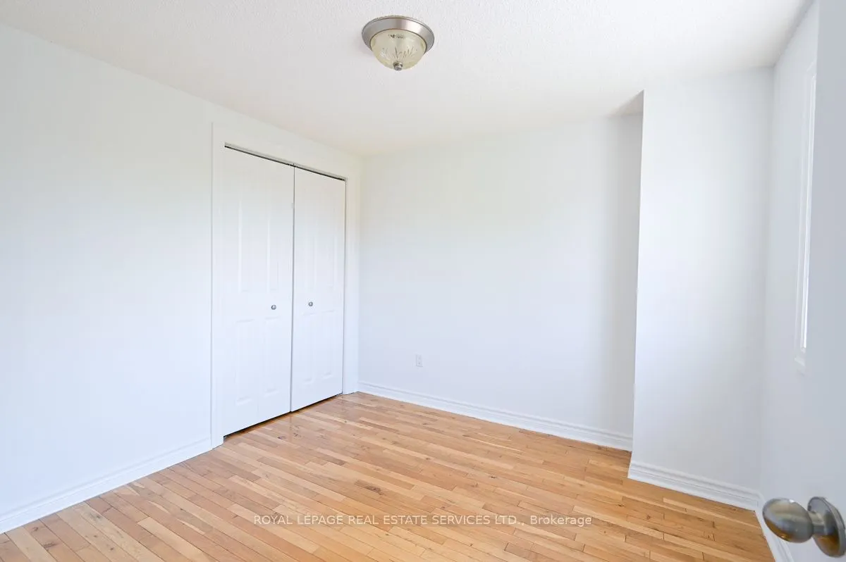 2030 Glenada Crescent