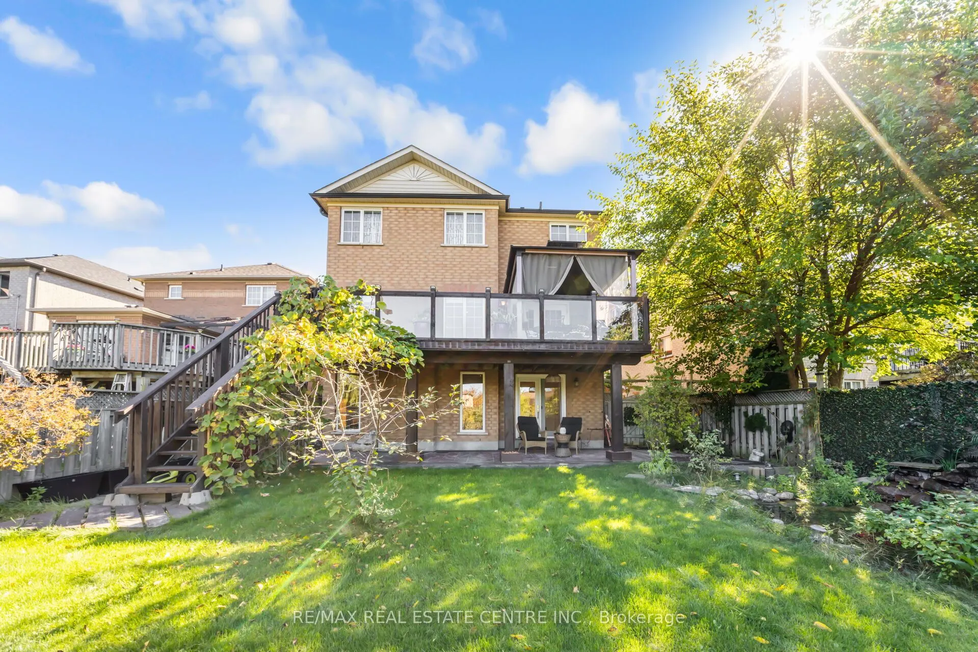 26 Porchlight Road