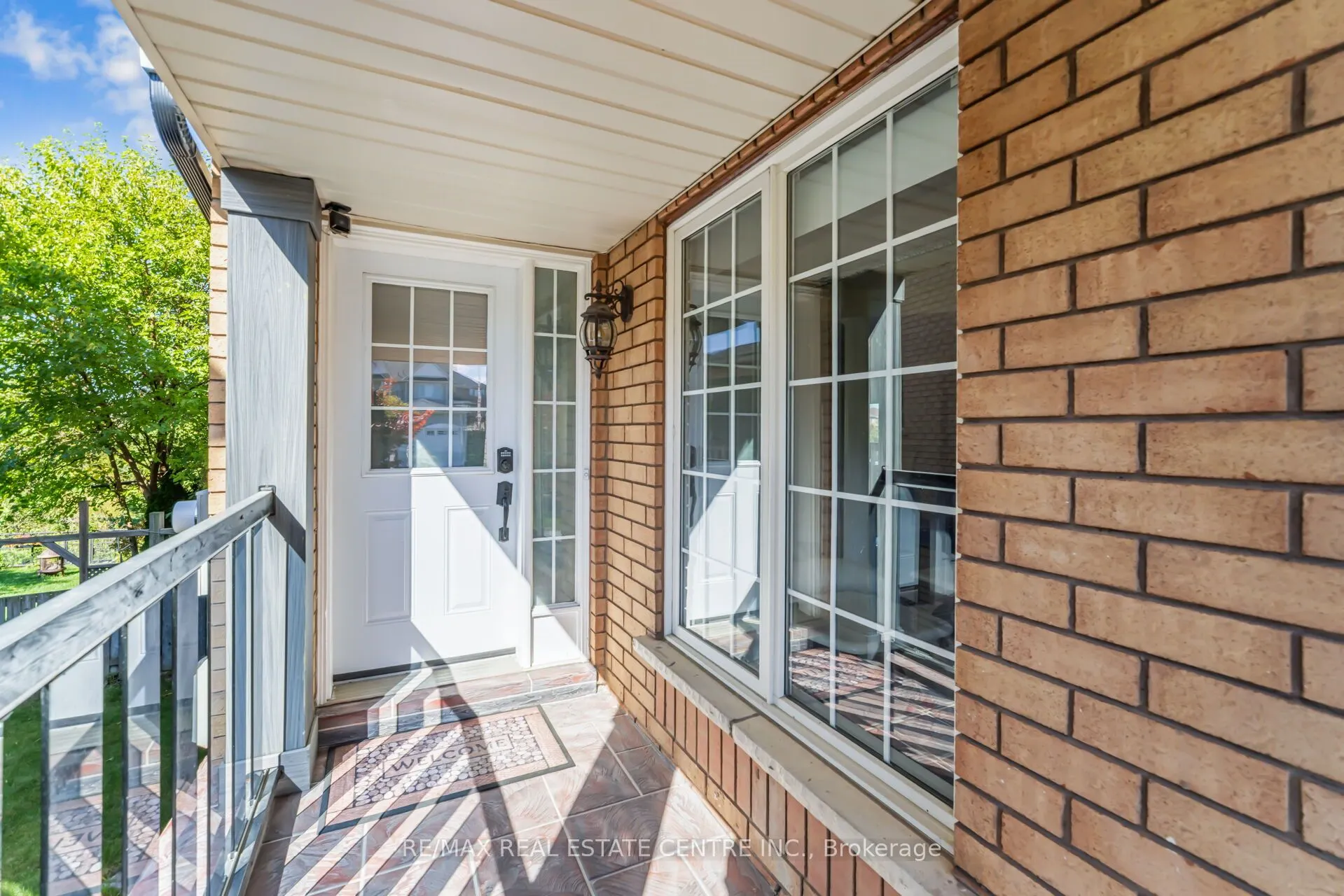 26 Porchlight Road