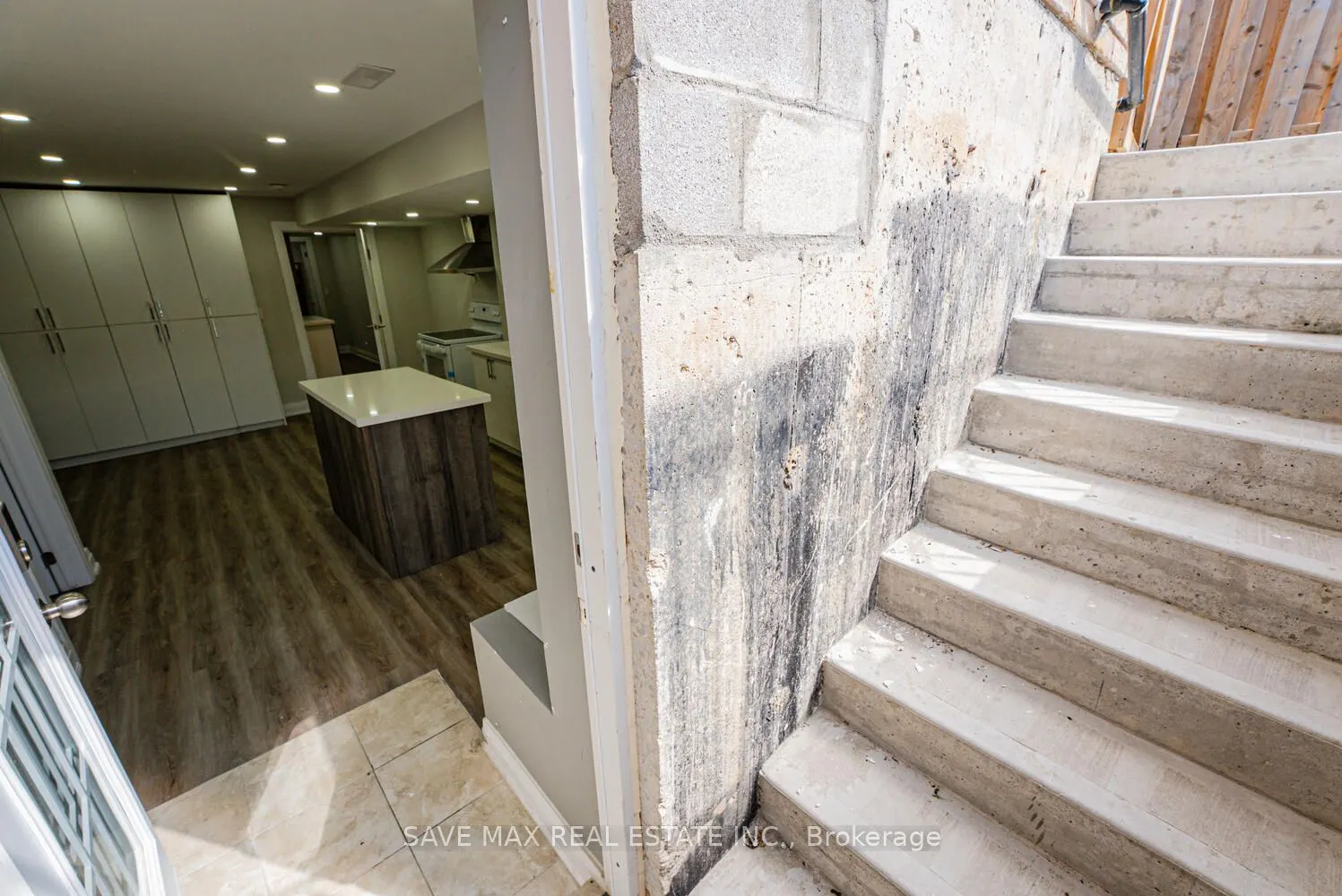1554 Clitherow Street, #Basement