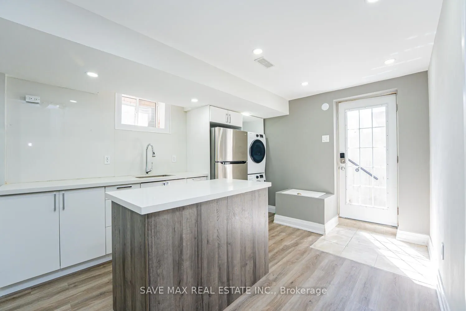 1554 Clitherow Street, #Basement
