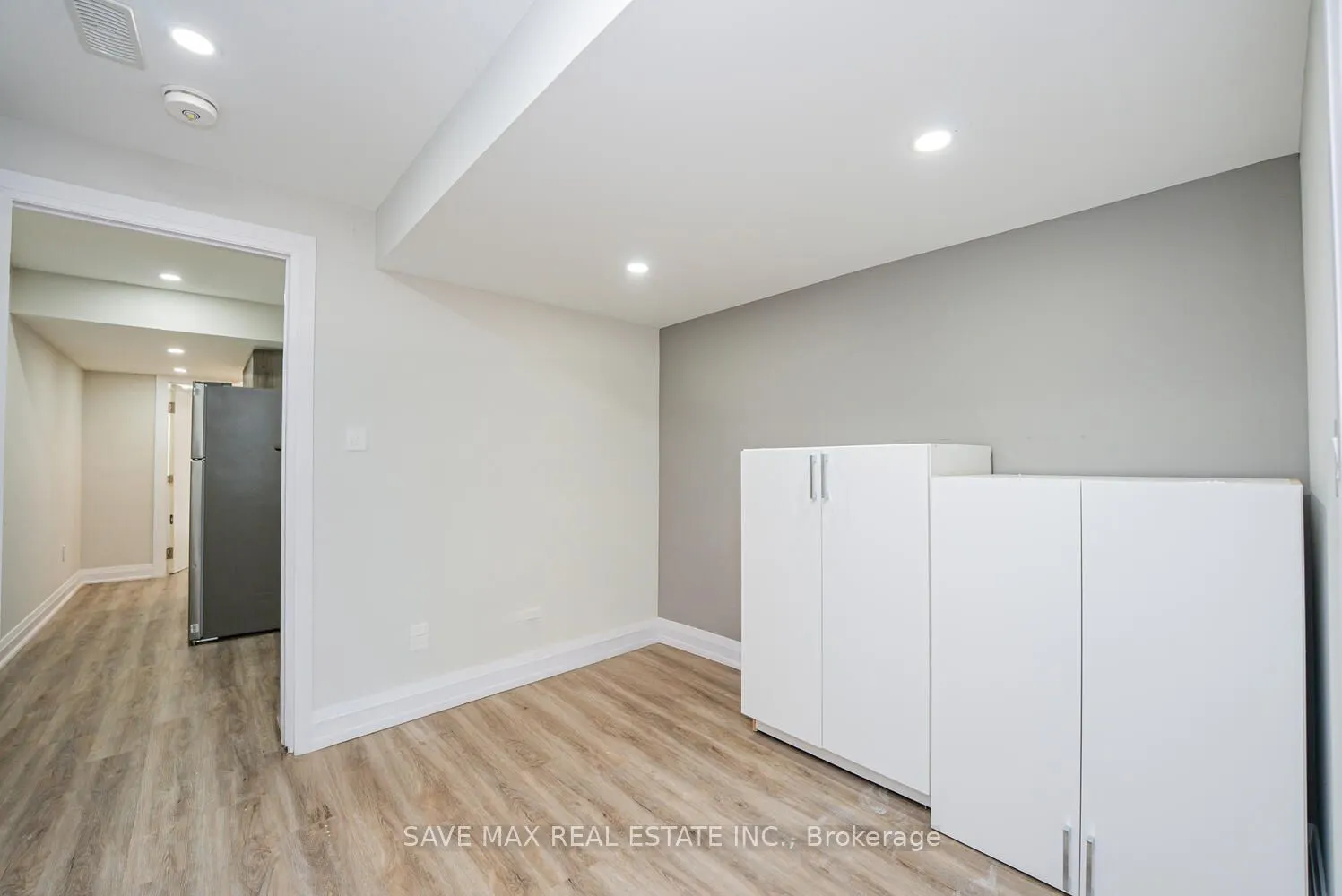 1554 Clitherow Street, #Basement