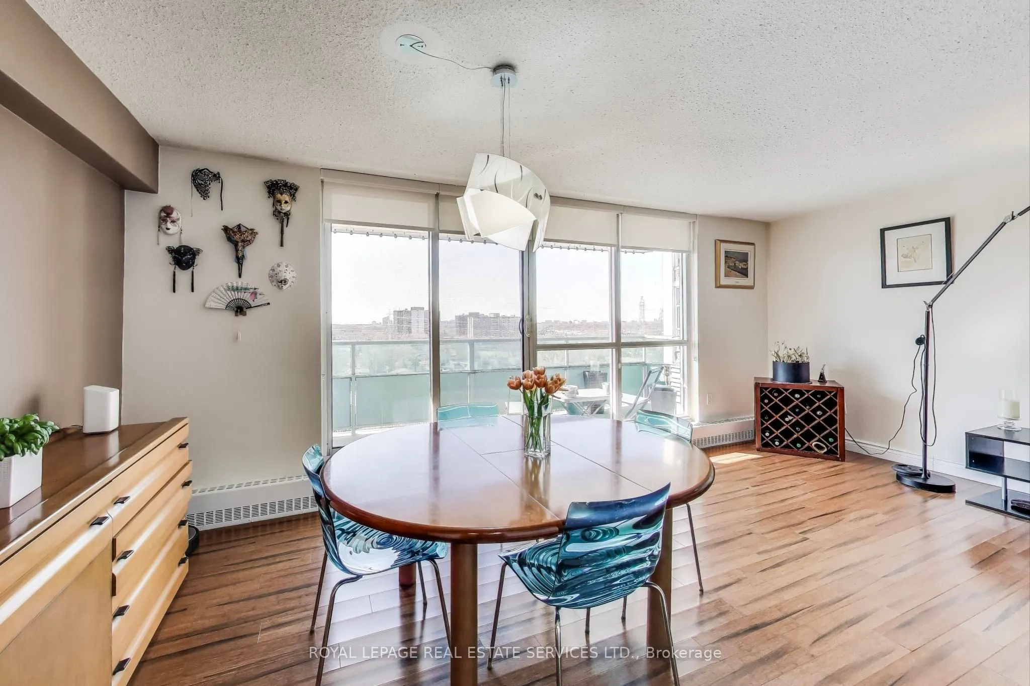 44 Longbourne Drive, #1008