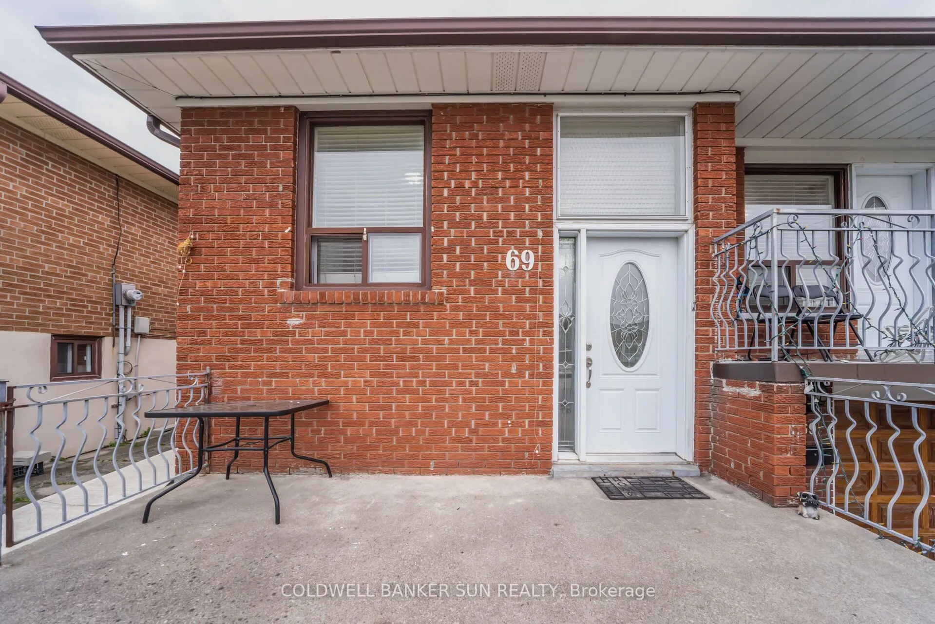 69 Songwood Drive