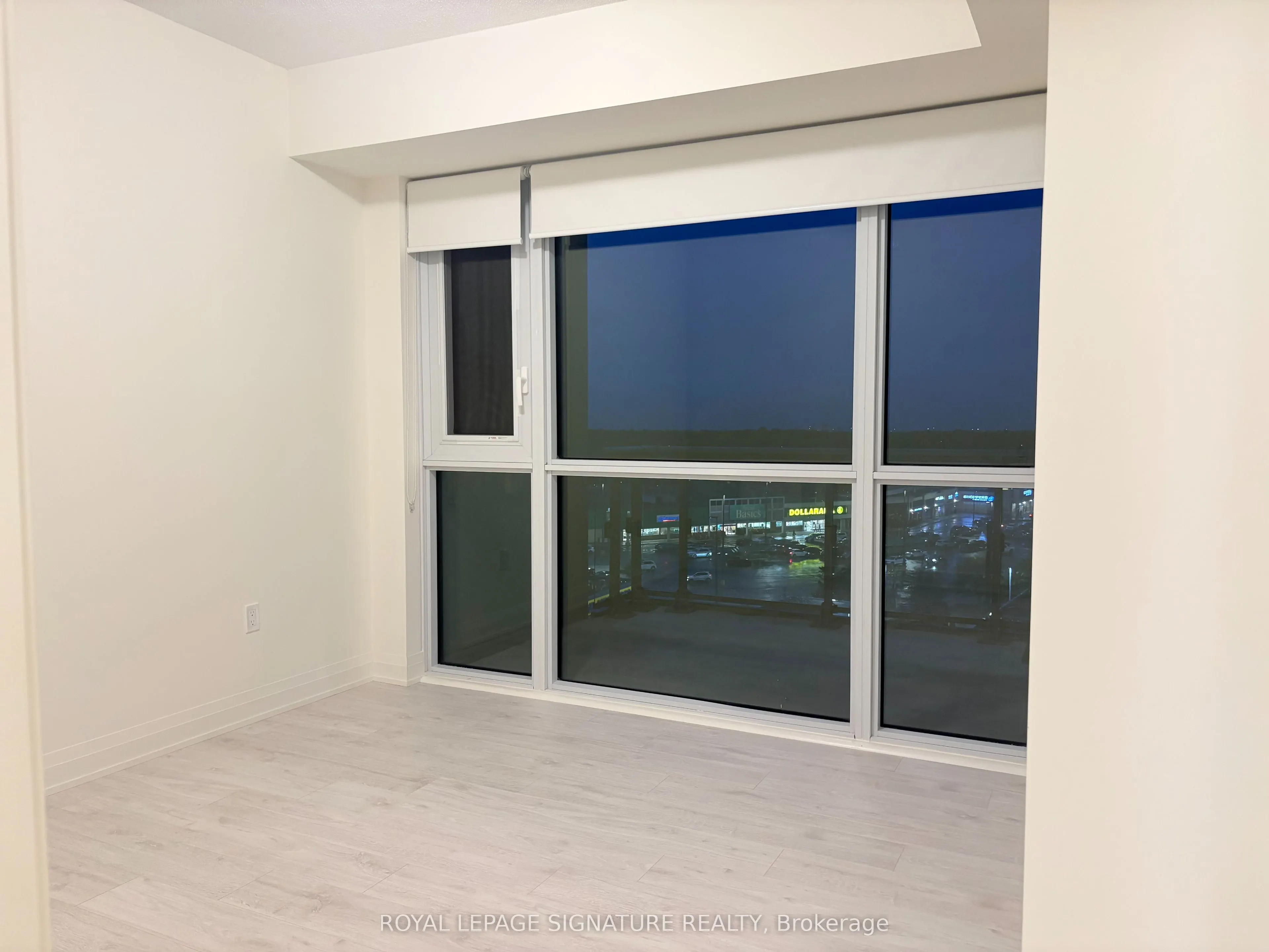 509 Dundas Street, #718