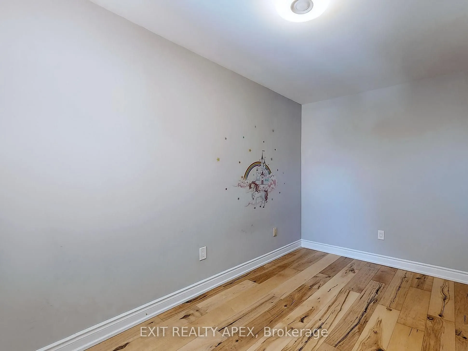 5552 Cortina Crescent