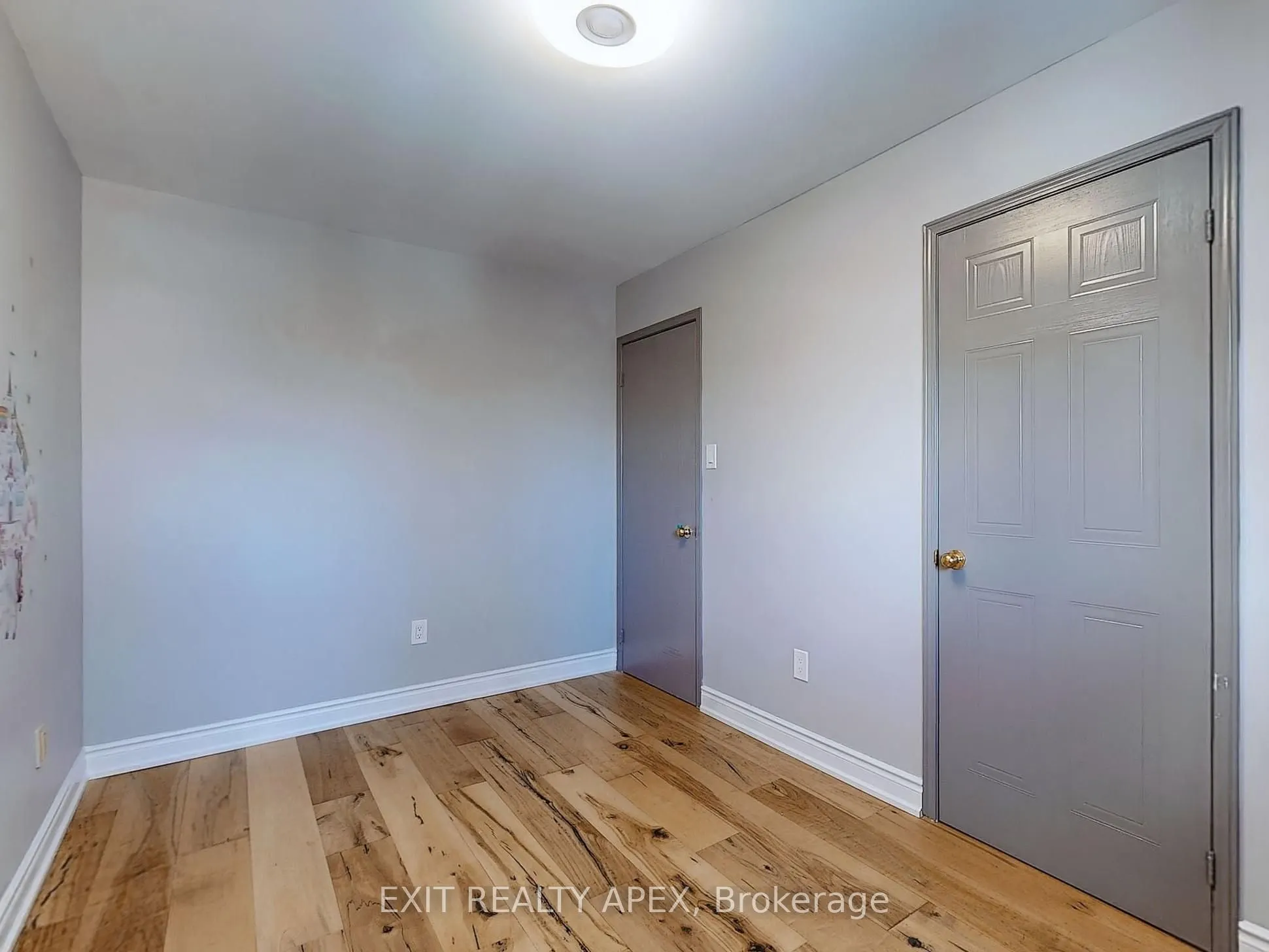 5552 Cortina Crescent