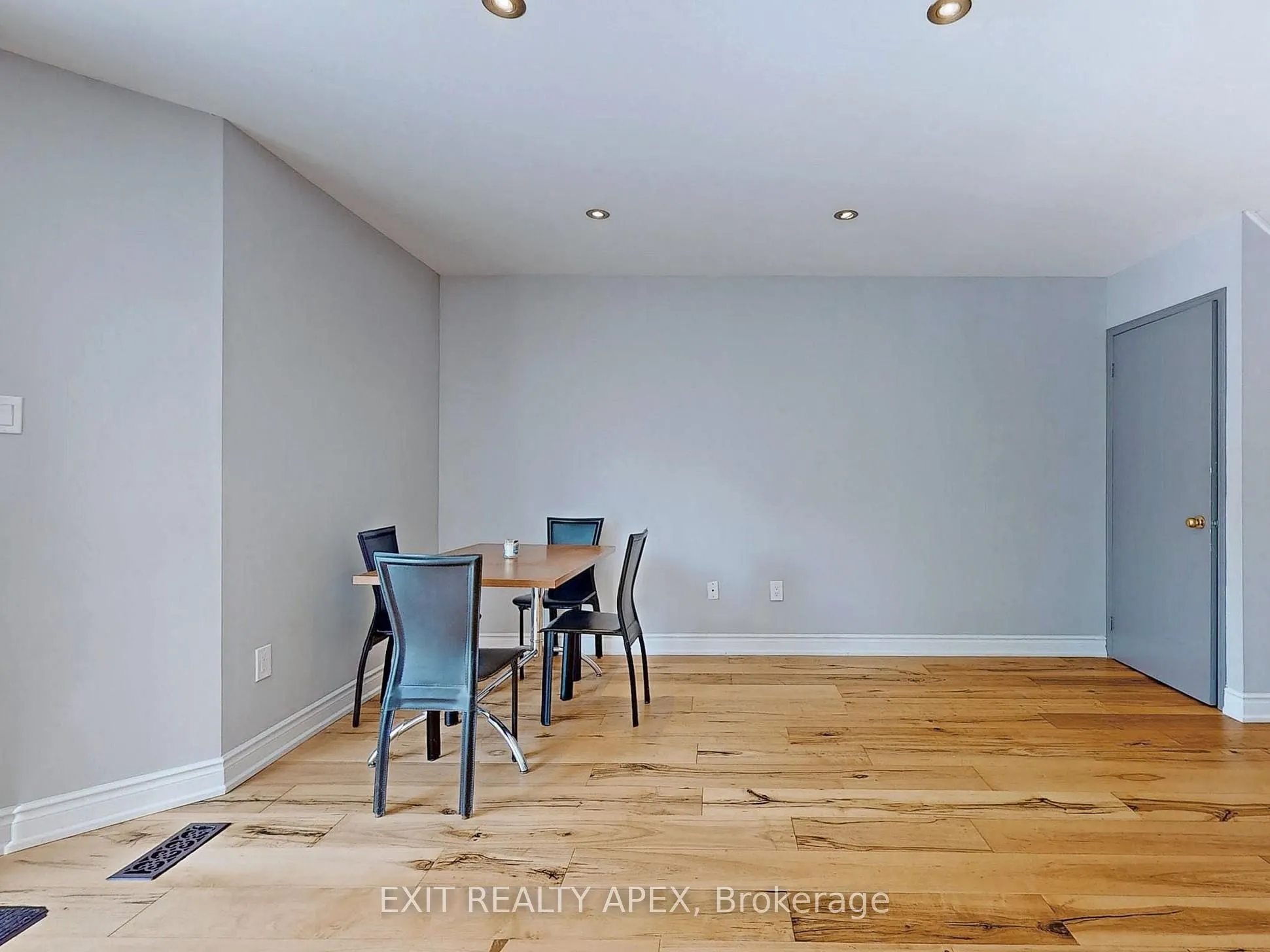 5552 Cortina Crescent