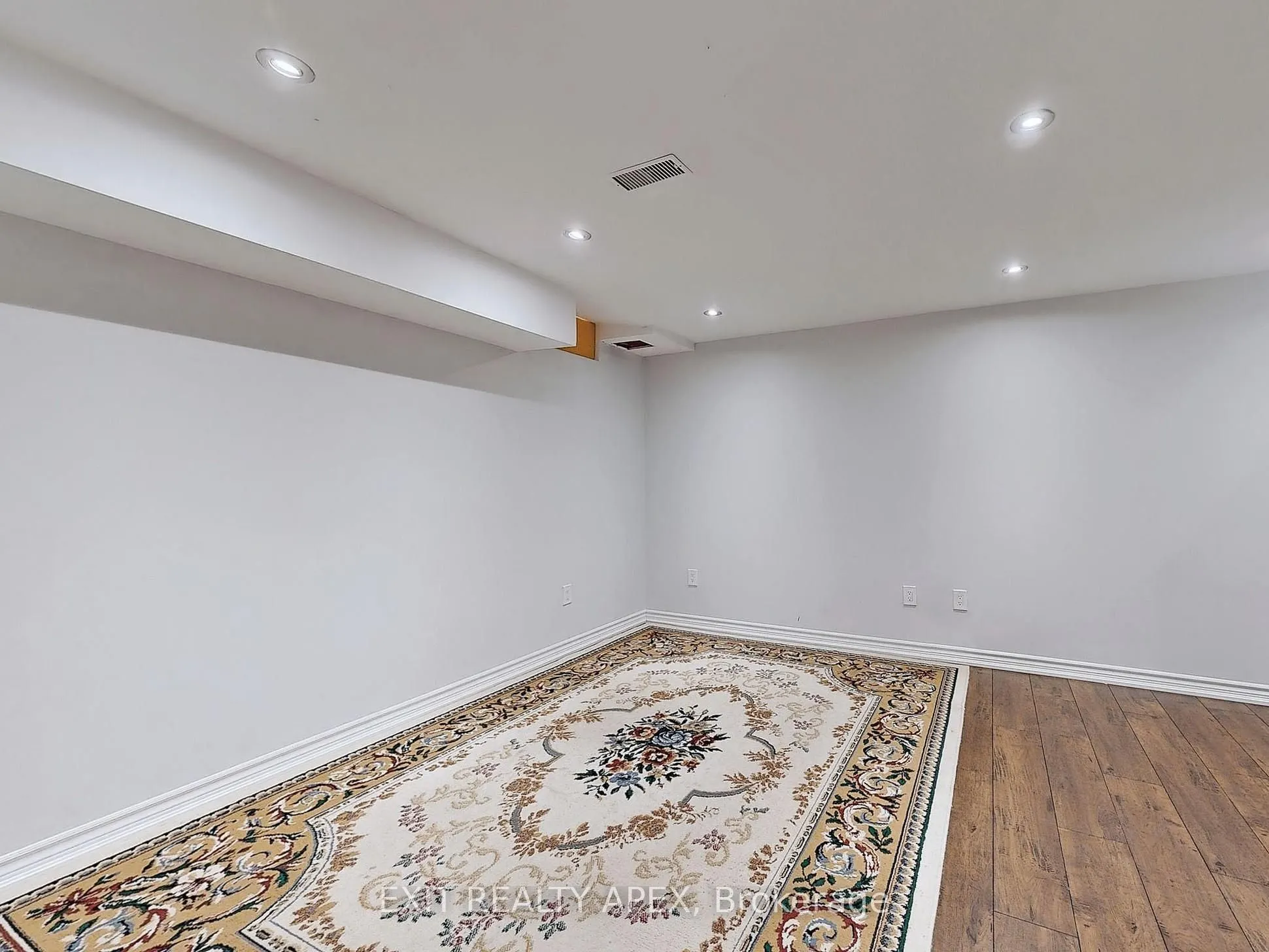 5552 Cortina Crescent