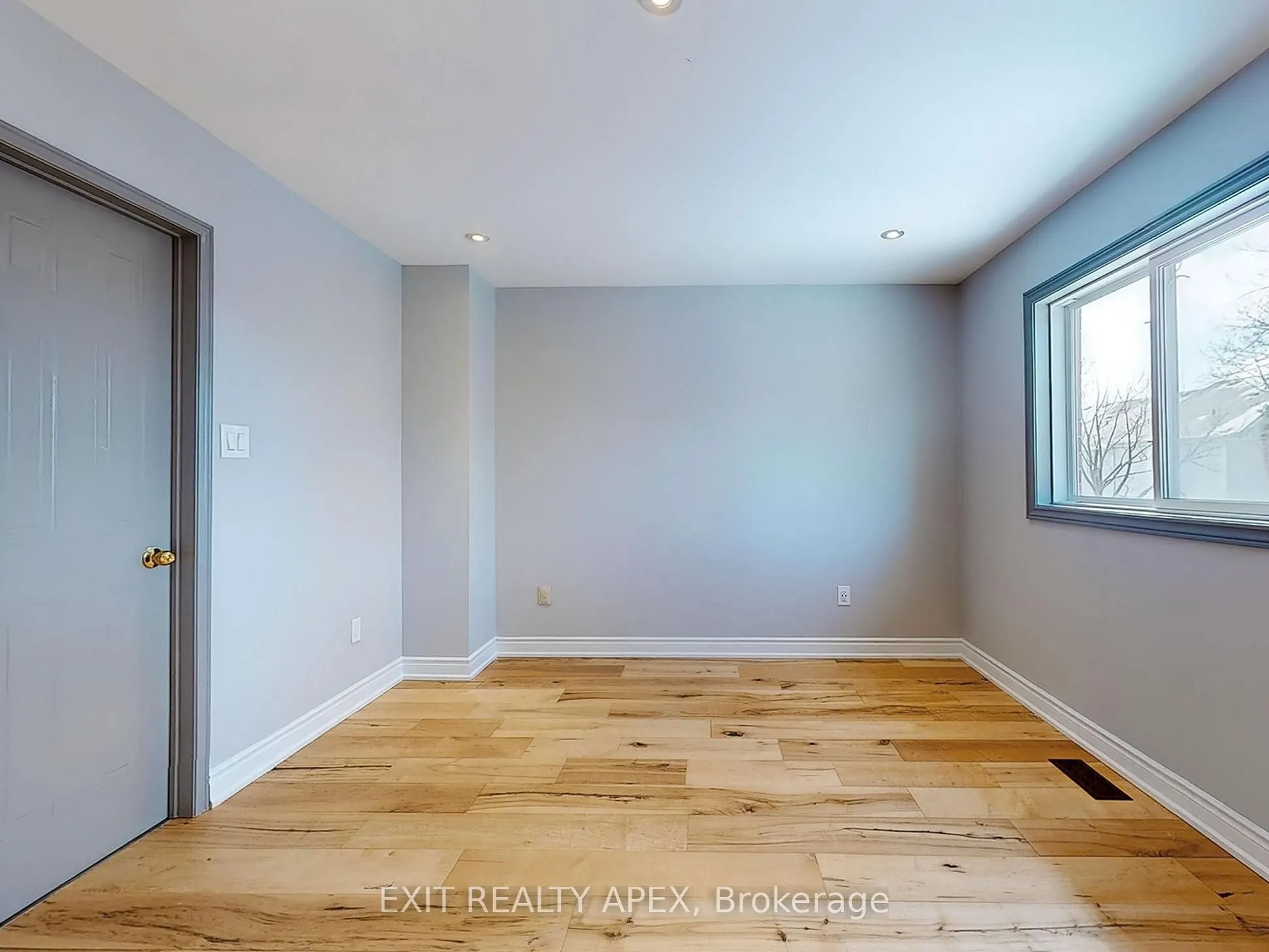 5552 Cortina Crescent