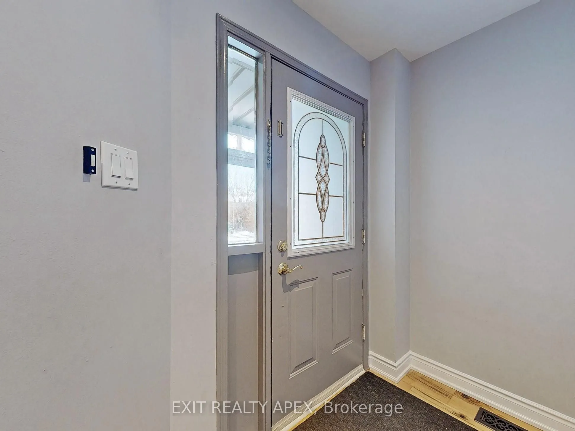 5552 Cortina Crescent