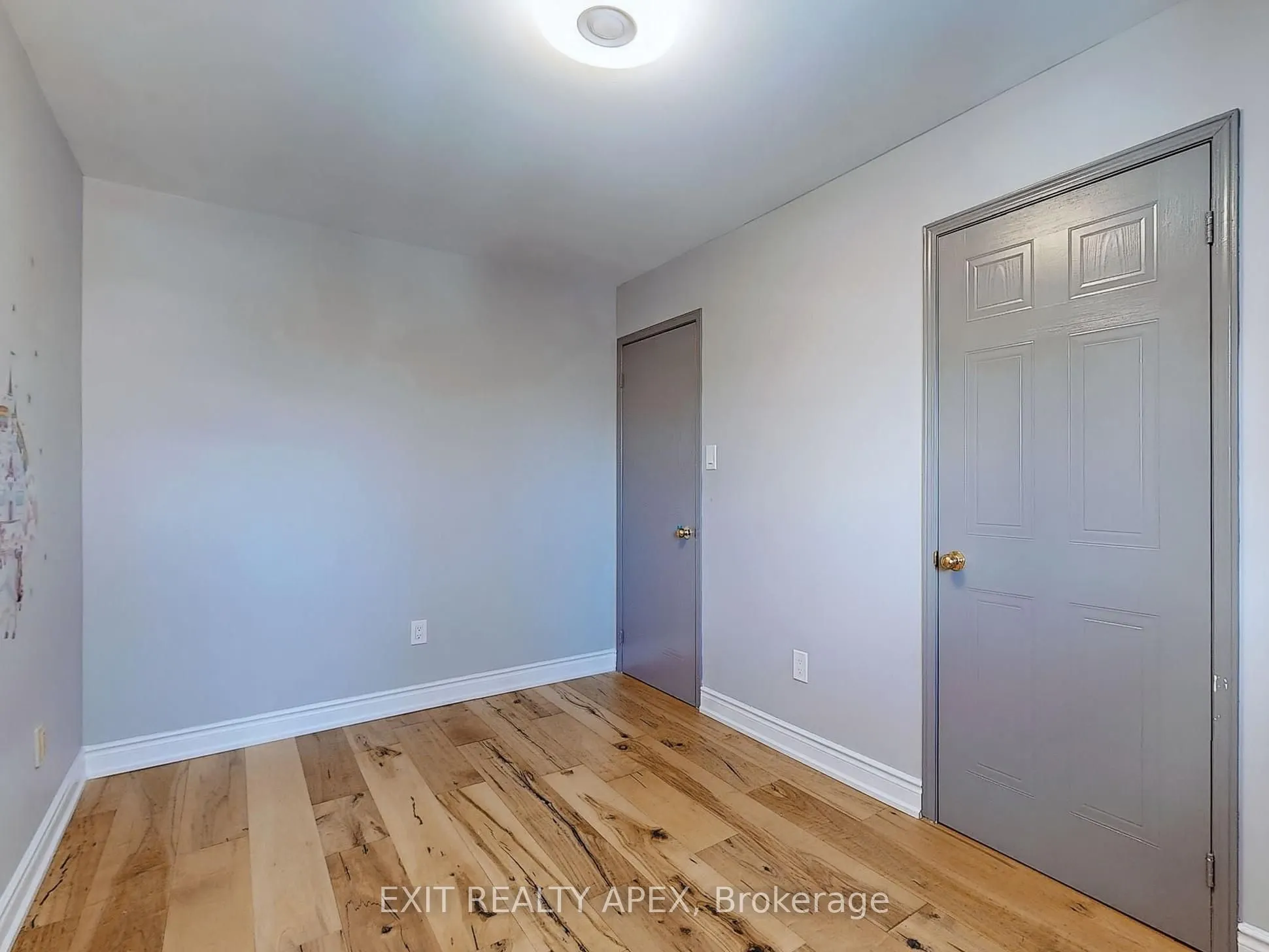 5552 Cortina Crescent