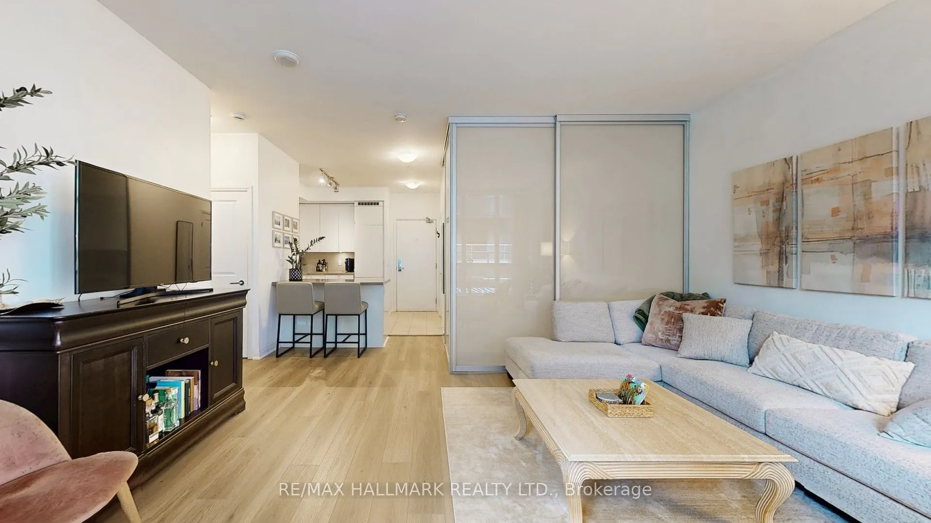 60 Annie Craig Drive, #1008